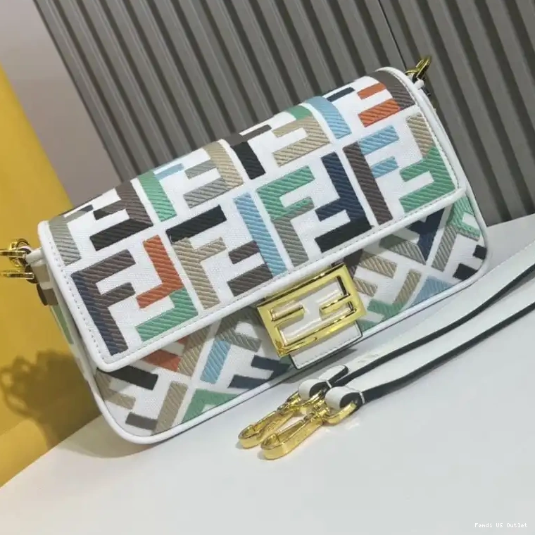 Cheap HOT In Motif FF Baguette White Canvas Bag Multi Fendi Medium 0616